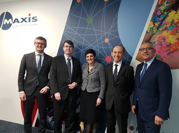 Mattieu with Mauro and his fellow board members at the MAXIS office launch in 2017.
